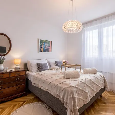 Summer Spot Centar Split